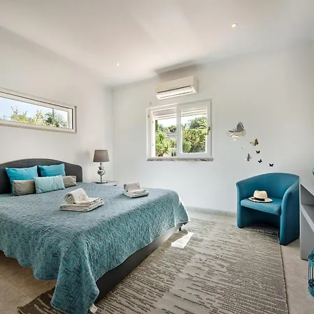 Hébergement de vacances Lovely Vacation In *