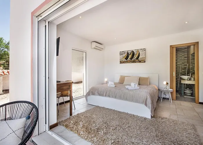 Lovely Vacation In Nyaraló